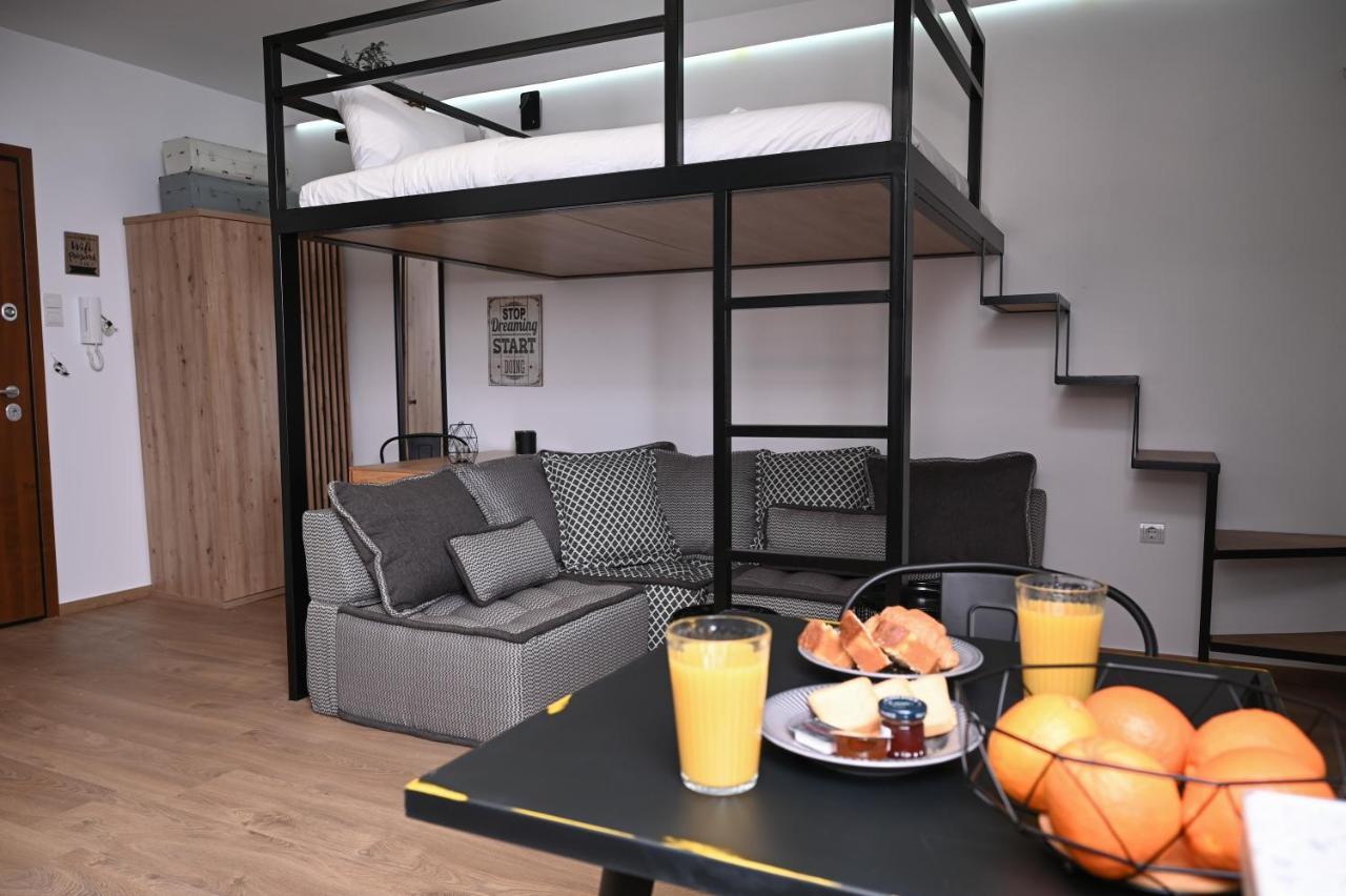 Apartament Urban Loft By Neuvel Ateny Zewnętrze zdjęcie